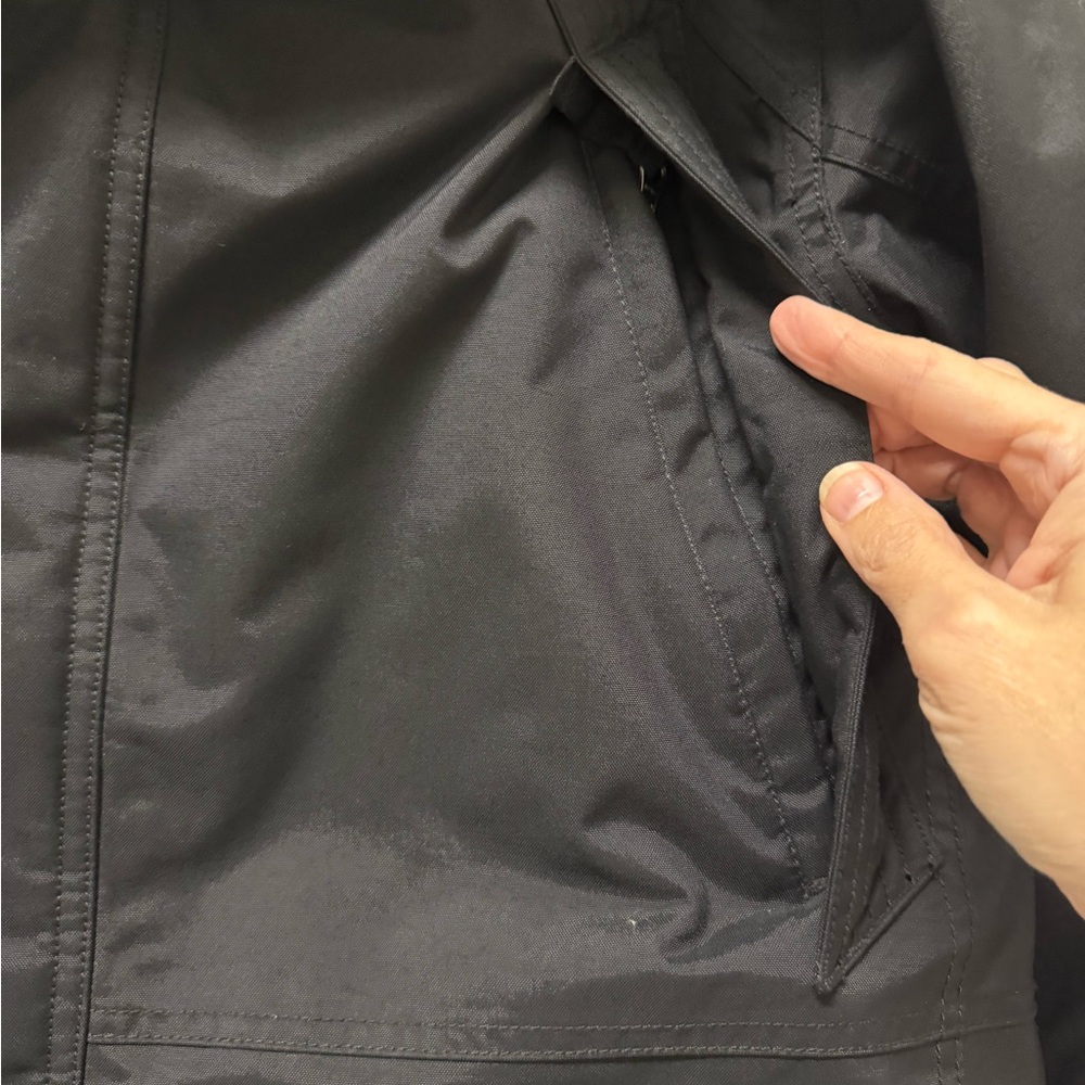 Men's Eddie Bauer Superior Down Stadium Coat - Picture 3 of 8